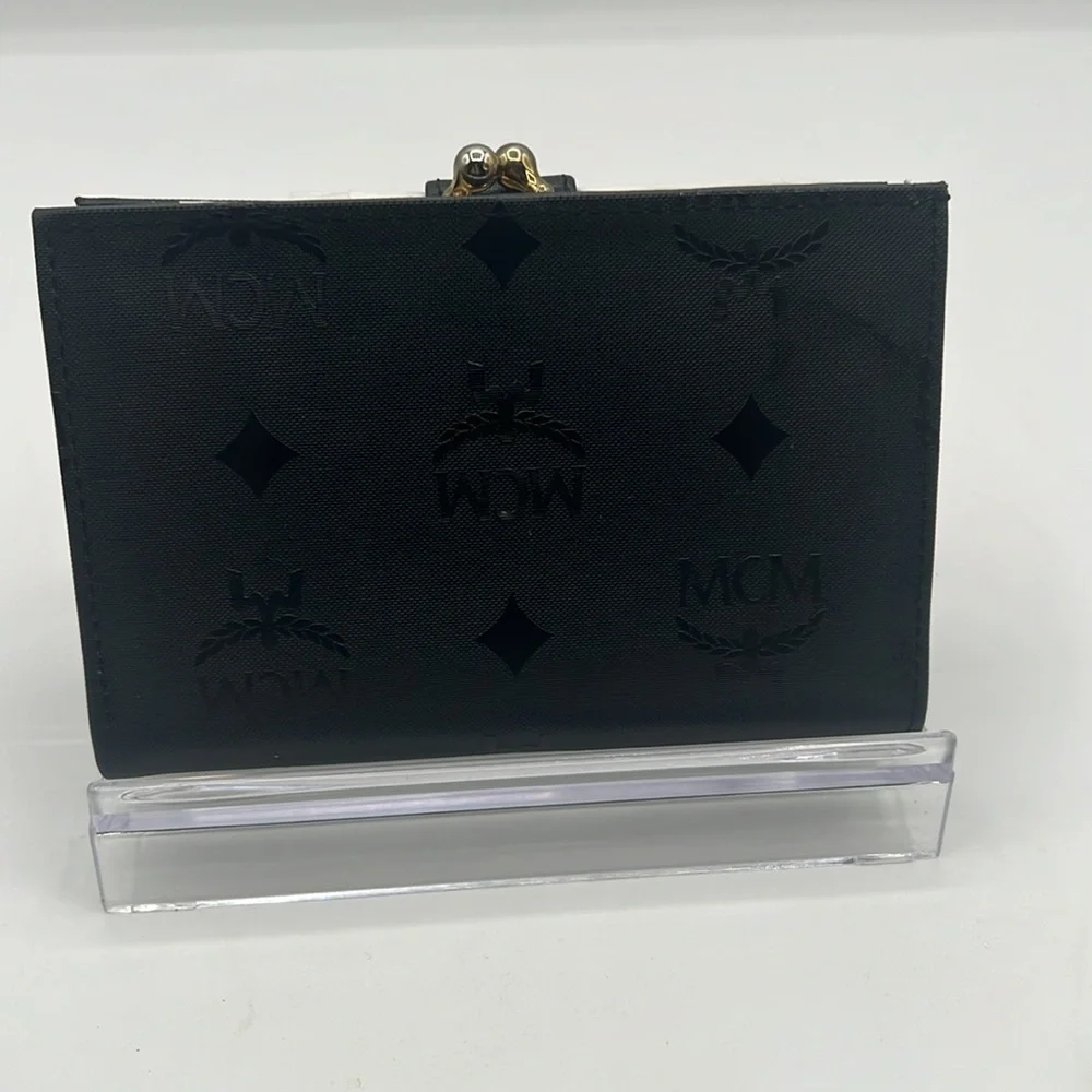 MCM Nylon & Leather Logo Kiss Lock Wallet black Made in Germany authentic